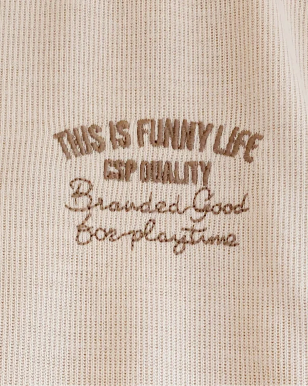 Boxpakje Funny Life met zakken in de kleur beige. Heerlijk voor de koude wintermaanden.